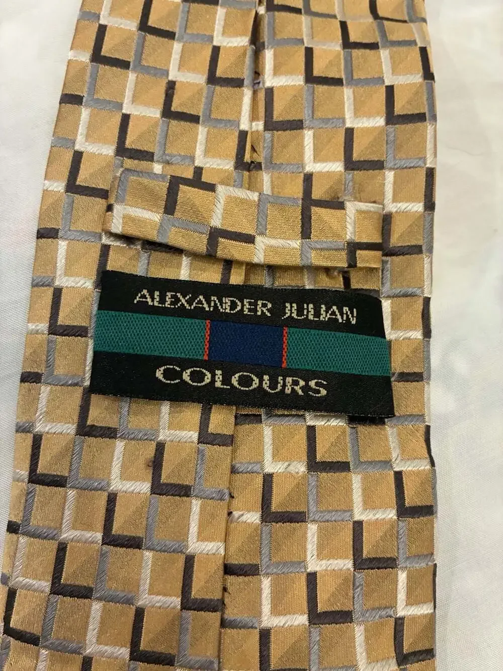 Vintage Alexander Julian Colours Gold Yellow Geometric Diamond Pattern Silk Neck